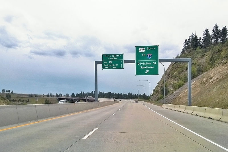File:US 395 southbound at the North Spokane Corridor.jpg