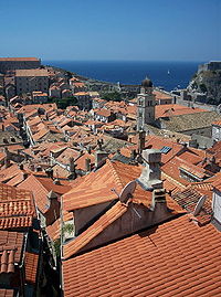 Dubrovnik: Nevének eredete, Fekvése, Éghajlat