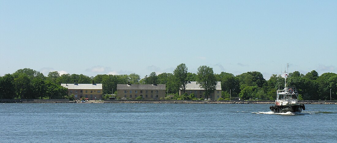 File:View to the Vistaula Split from Baltiysk.jpg