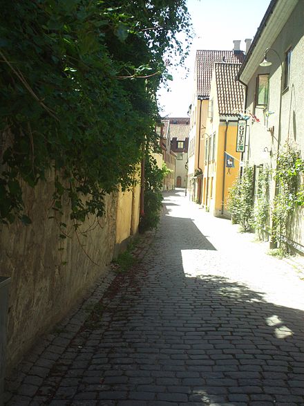 Mellangatan, a typical street in Old Visby