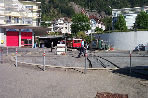 Vitznau train station 12.jpg