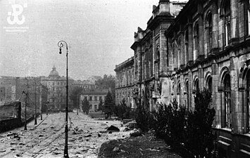 Pendant l'insurrection de Varsovie, en 1944