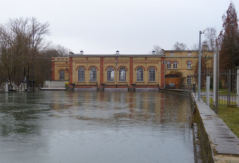 File:Wasserkraftwerk Wolfzahnau 01.jpg