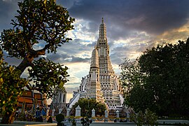 Wat Arun 2020.jpg
