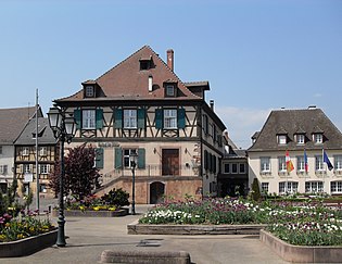 Wintzenheim, Hôtel de ville.jpg
