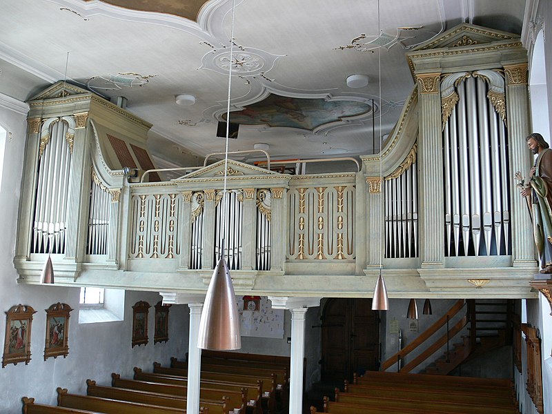 File:Wolpertswende St Gangolf Orgel.JPG