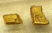 Gold coins marked with "Ying Yuan". "Ying" being the name of the Chu capital. Ying yuan, Guangdong Museum.JPG