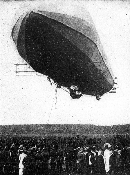 File:Zeppelin-lz3-landing-1909.jpg