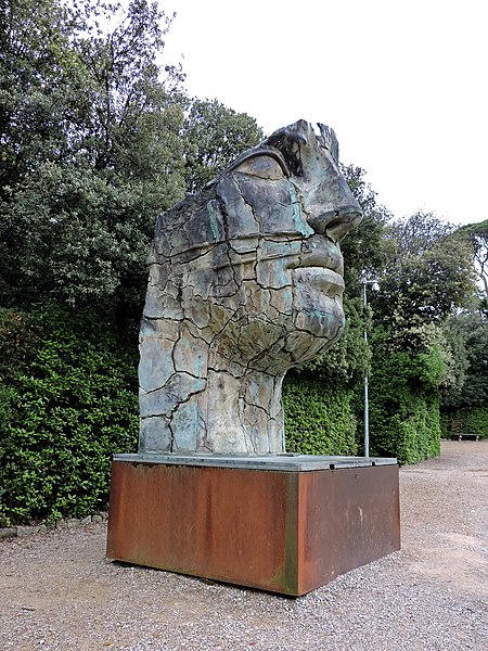 File:"Tindaro Screpolato", Boboli Gardens, Florence (26408052840).jpg