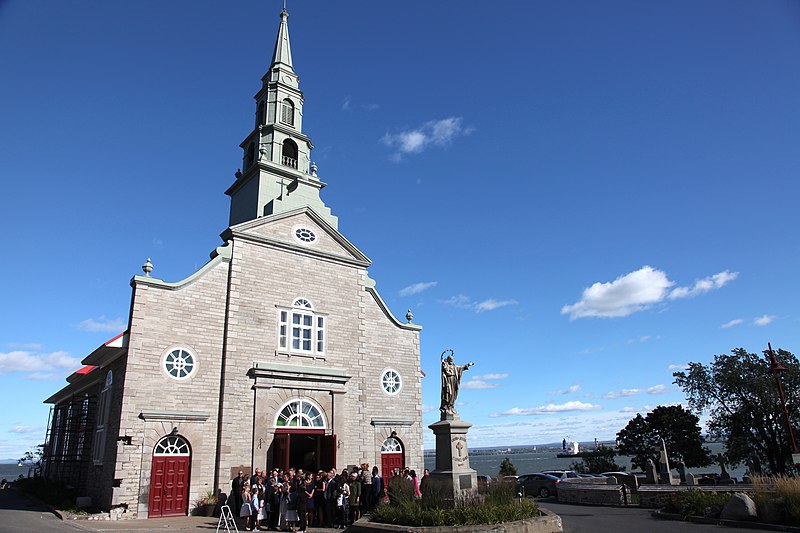 File:Église de Saint-Jean à Saint-Jean-de-l'Île-d'Orléans, vue générale.jpg