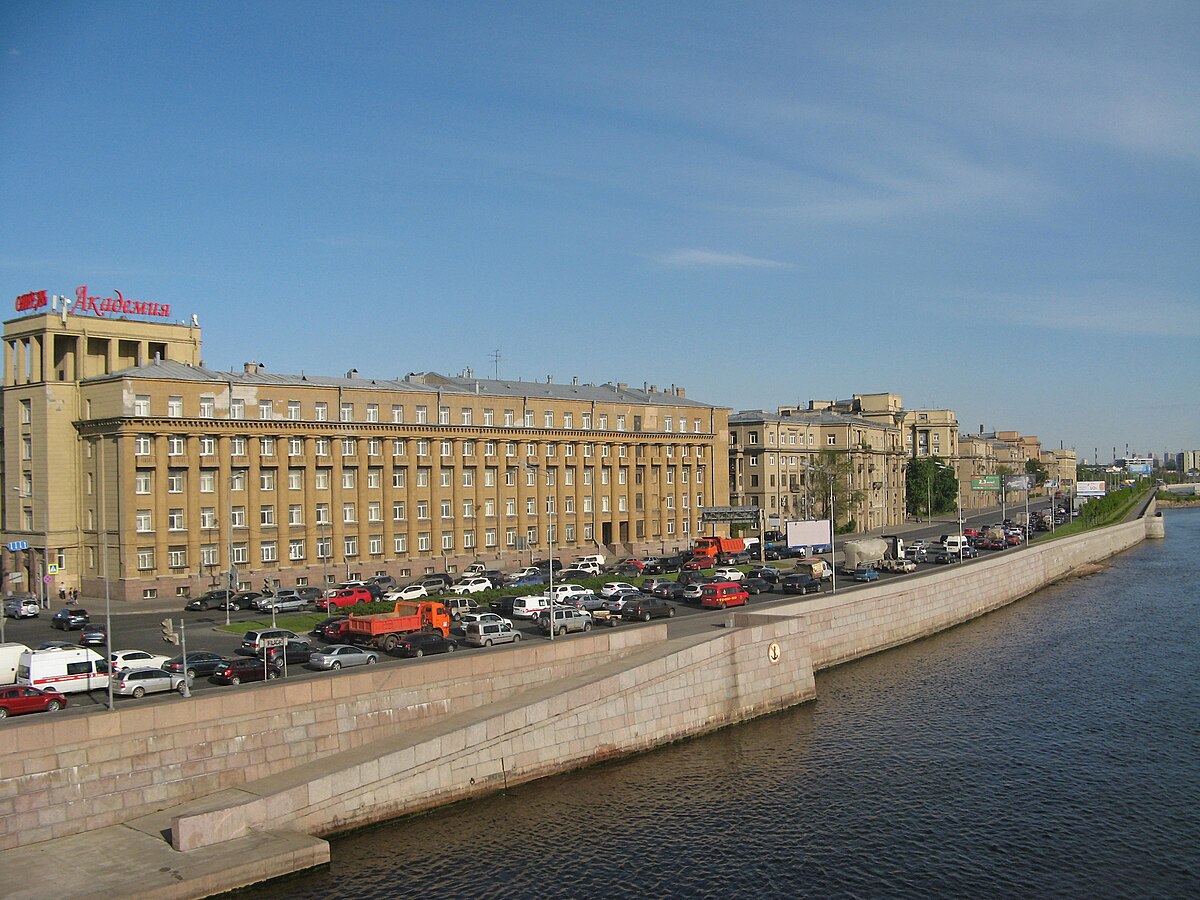 Малоохтинский проспект — Википедия