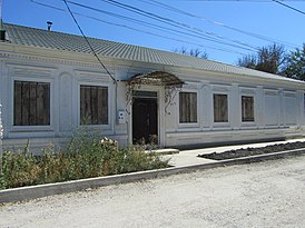 Торговий дім XIX ст. м.Білогірськ (Карасубазар), вул. Дубініна.JPG