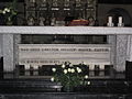 Sarcofaco con reliquie sotto l'altare / Sarcophagus with relics under the altar