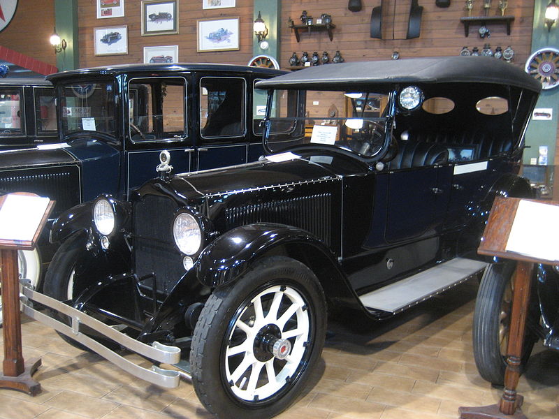 File:1919Packard3-35Touring.jpg