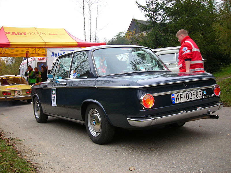 BMW 02 Baureihe 114 800px-2002ti_rear_pl