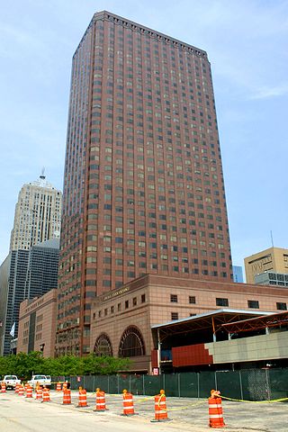 <span class="mw-page-title-main">425 South Financial Place</span> Office in Chicago, Illinois