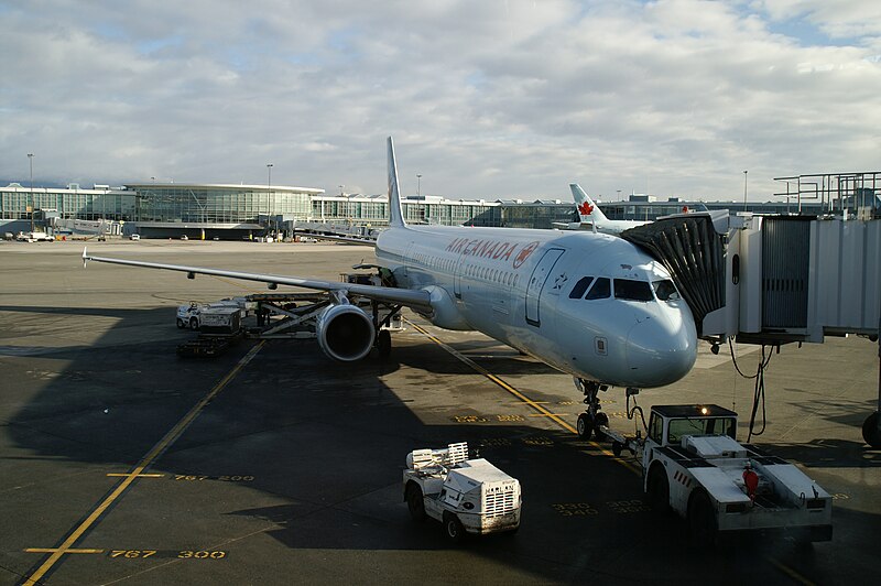 File:ACA A321-211 (C-GITY) @ Vancouver International Airport (YVR CYVR) (4329946760).jpg