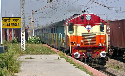 A WDM 3A loco (14090) of Visakhapatnam shed with a passenger train at Bhilai.jpg