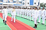 Miniatuur voor Bestand:Admiral Sunil Lanba, Chief of Naval Staff inspecting the Guard of Honour during the commissioning ceremony of MARCOS(East) as INS Karna at Visakhapatnam.jpg