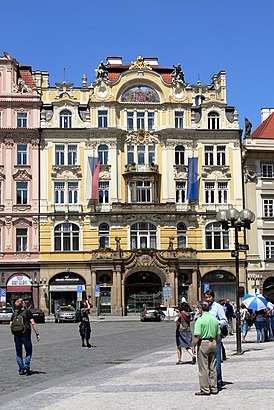 How to get to Ministerstvo Pro Místní Rozvoj with public transit - About the place