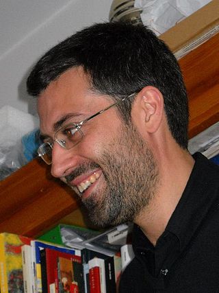 <span class="mw-page-title-main">Andrea Bajani</span> Italian novelist, poet, and journalist