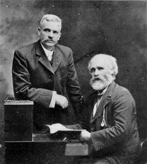 Hardie with Andrew Fisher, leader of the Australian Labor Party, in 1907. The two first met as young men during the 1881 Ayrshire coal miners' strike.