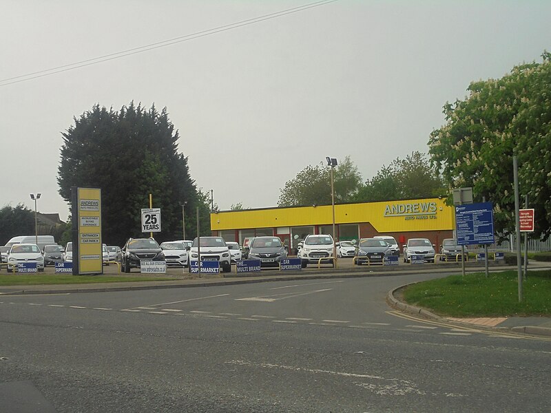 File:Andrews Auto Parcs Ltd, Wetherby Road, Wetherby (9th May 2018).jpg