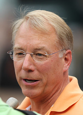 <span class="mw-page-title-main">Andy MacPhail</span> American baseball executive (born 1953)