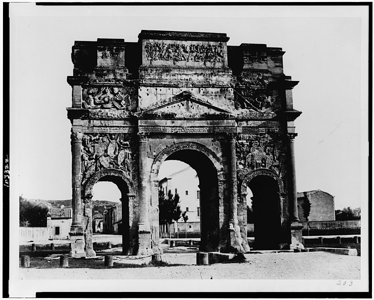 File:Arles. Roman arch LCCN91783725.jpg