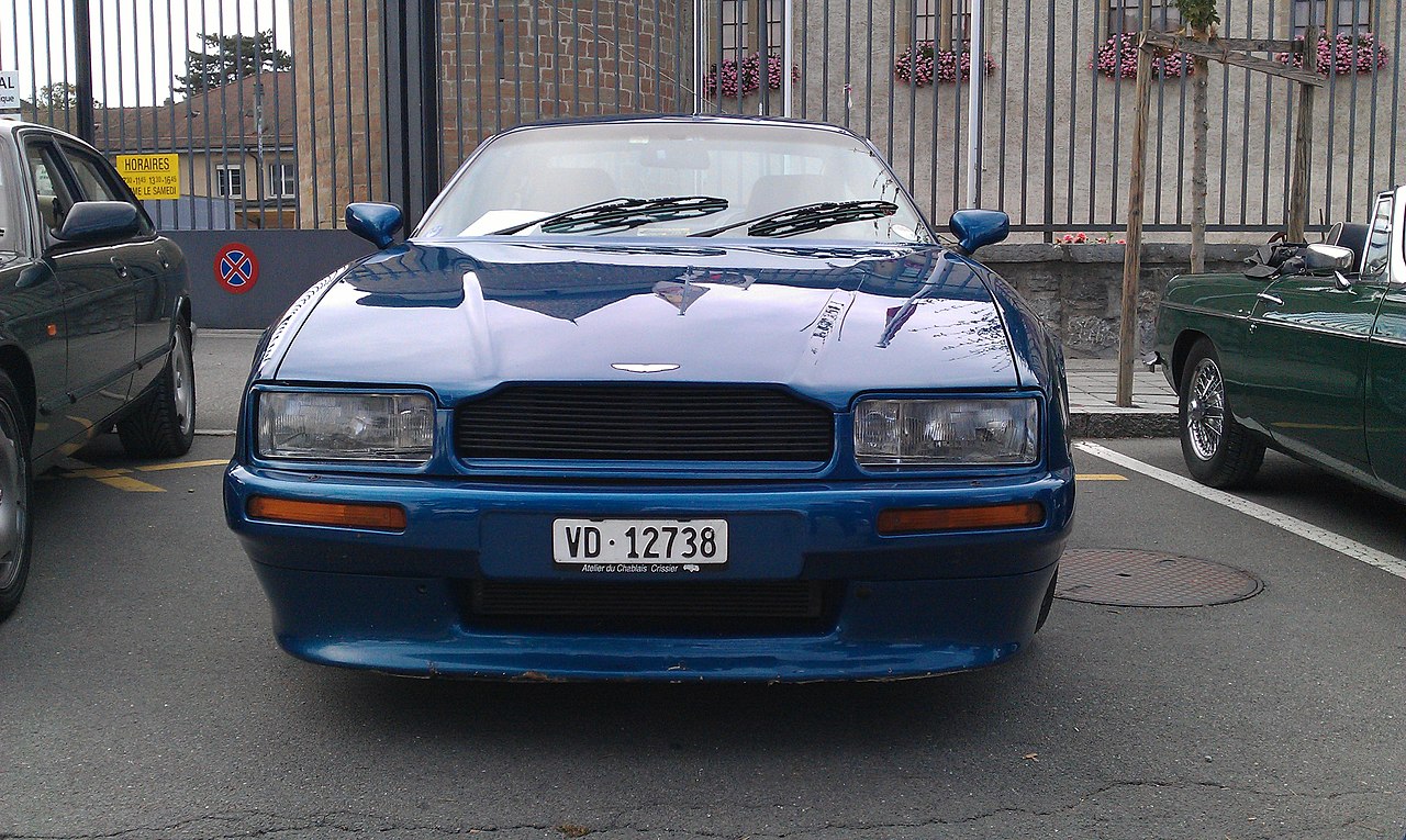 Image of Aston-Martin Virage in Morges 2012 - Front