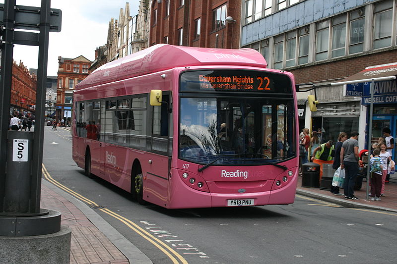 File:Au Morandarte Flickr Reading Buses 417 on Route 22, Reading (14820217313).jpg