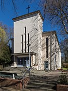 Baptistenkirche B-Steglitz 04-2015.jpg