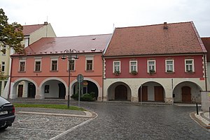 Benátky Nad Jizerou: Geschichte, Stadtgliederung, Sport