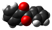 Benzil-de-Lt-monoclinic-xtal-CM-3D-SF.png