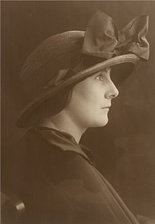 A photographed portrait of Bertha Lutz.