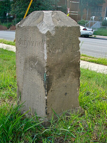 File:Boundary Stone (District of Columbia) SE 6 (view from north).jpg