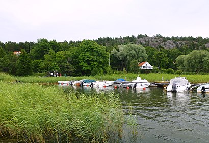 How to get to Brevikshalvön with public transit - About the place