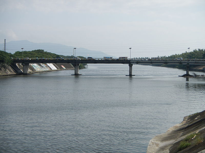 File:CalumpangRiverjf0027 04.JPG