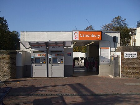 Canonbury station entrance