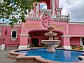 front of the Casa Bonita, with a fountain, on August 13, CE.2023