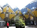 Cases de cub de Rotterdam vistes des de l'espai central
