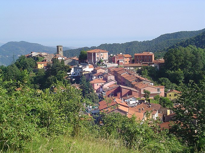 Castelpoggio dalla cannoa