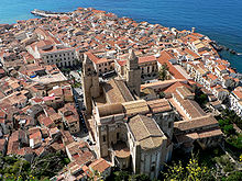 Vista superior de la catedral de Cefalú