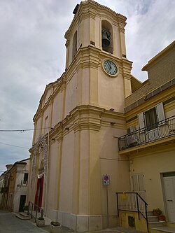 Chiesa San Giorgio Martire (Chieuti)02.jpg