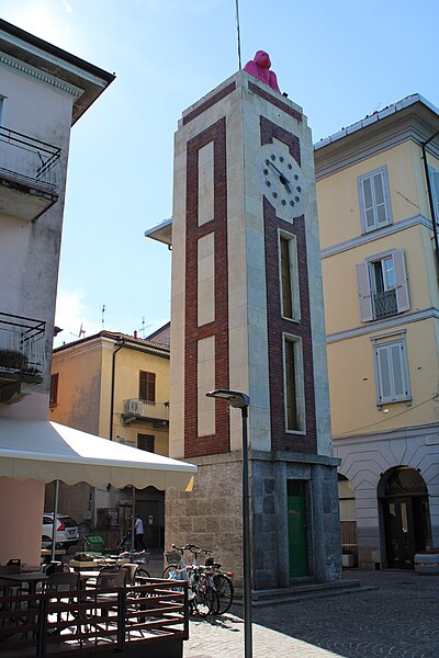 File:Church tower in Arona, Italy.jpg