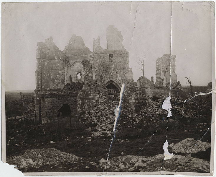 File:Church with German war graves (19706522109).jpg