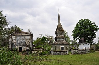 Kyrkogård för elefantjägare och tränare av elefanter i byn Buon Don, Dak Lak, , Dak Lak, Vietnam 2012