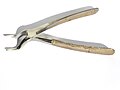 EN:Dental extracting forceps (this kind for upper jaw deciduous molar teeth removing) RU:Щипцы для удаления зубов (данный для удаления молочных моляров верхней челюсти)