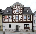 Deutsch: Dillenburg, Hessen: Hüttenplatz 7 This is a picture of the Hessian Kulturdenkmal (cultural monument) with the ID 132568 (Wikidata)