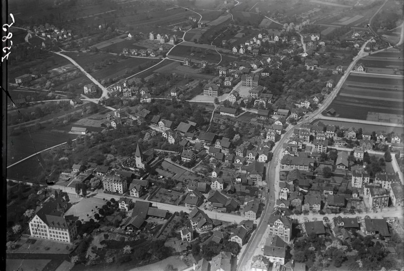 File:ETH-BIB-Zürich-Altstetten aus 200 m-Inlandflüge-LBS MH01-001585.tif